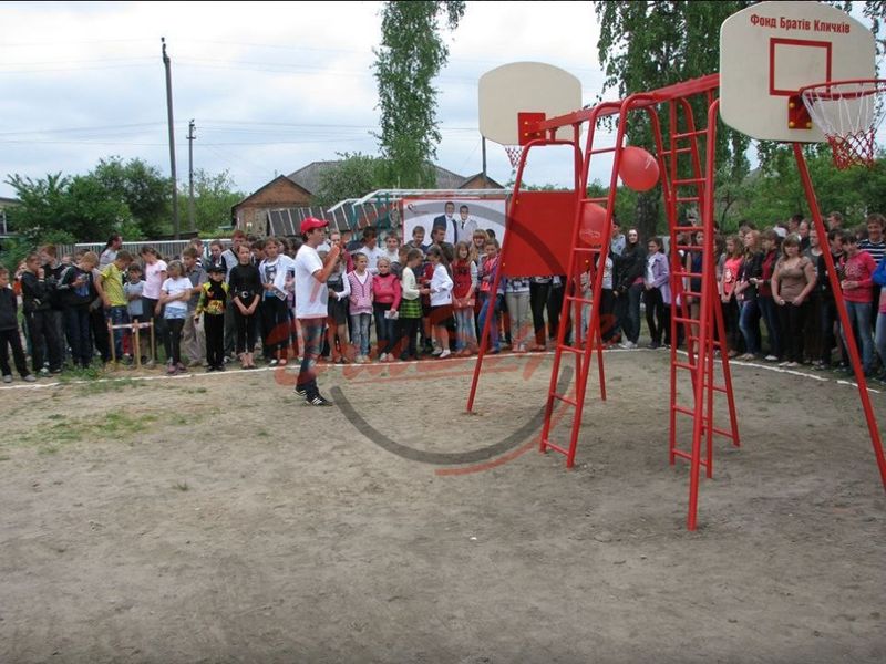 Сайт Вуличний гімнастичний комплекс “Гімнаст” спортивний металевий з баскетбольним щитом DIO652 фото зображення